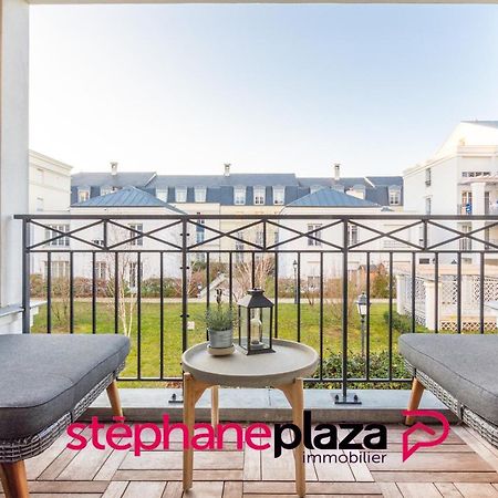 Plaza Scandinave 04 세리스 외부 사진